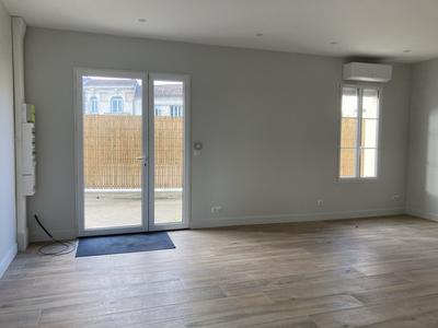 Appartement - 83 m² - 3 pièces