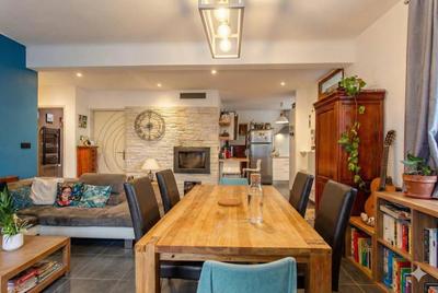 Villa - 95 m² - 5 pièces