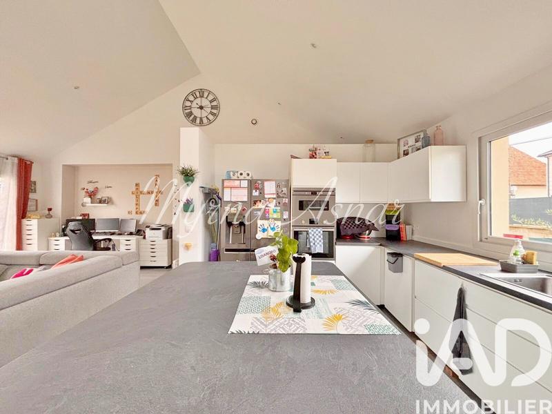 Maison - 106 m² - 5 pièces