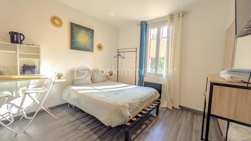 Immeuble - 70 m² - 4 pièces