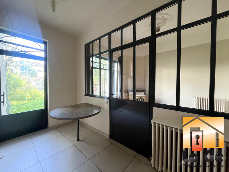 Maison - 189 m² - 8 pièces