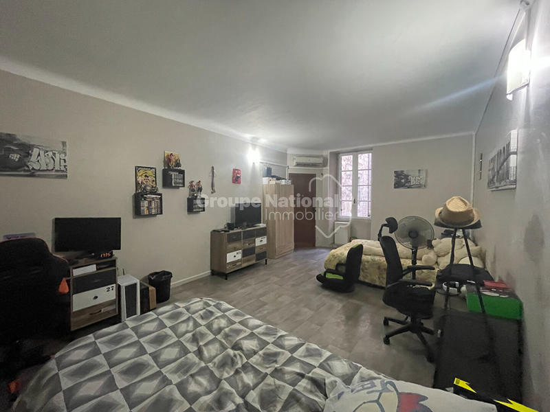 Maison - 94 m² - 5 pièces