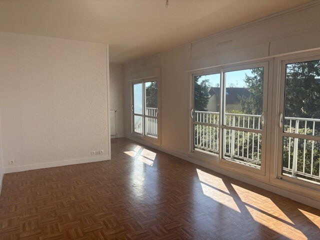 Appartement - 81 m² - 4 pièces