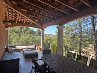 Villa - 176 m² - 6 pièces