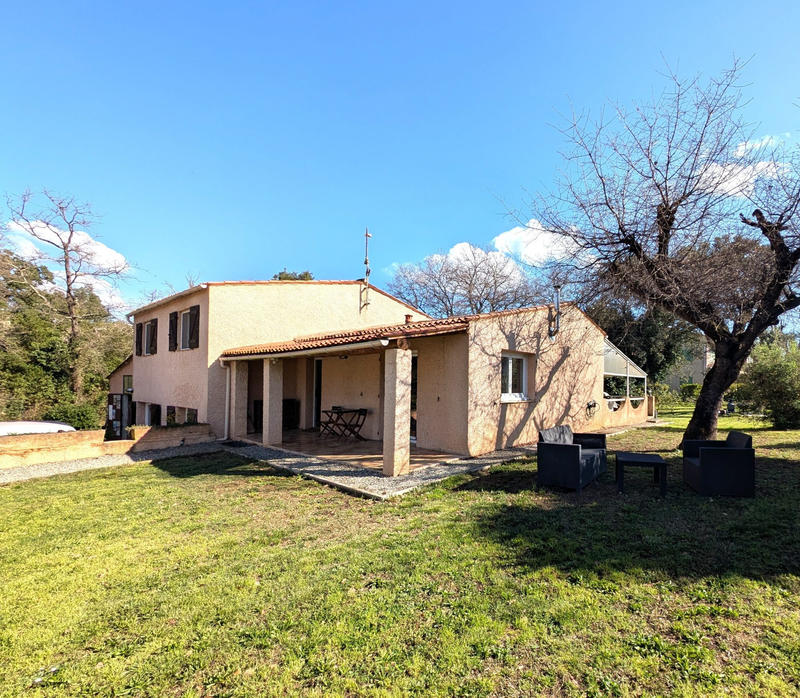 Maison ancienne - 174 m² - 8 pièces