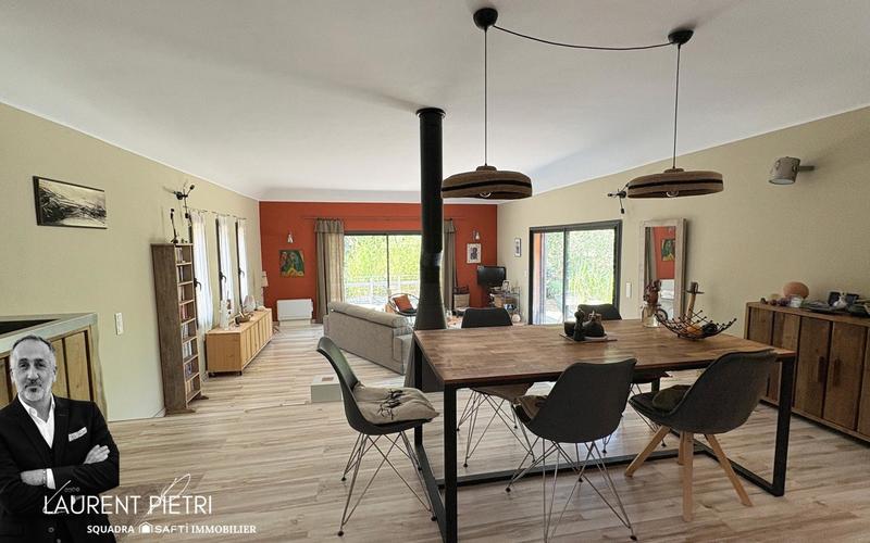 Villa - 170 m² - 4 pièces