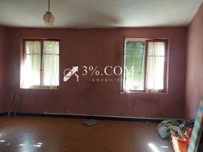 Maison - 300 m² - 6 pièces