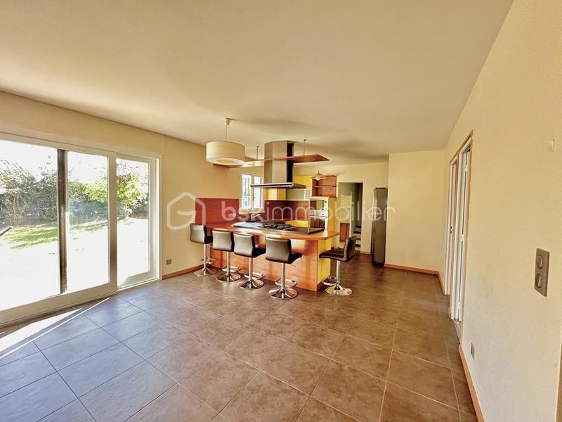 Maison - 120 m² - 5 pièces