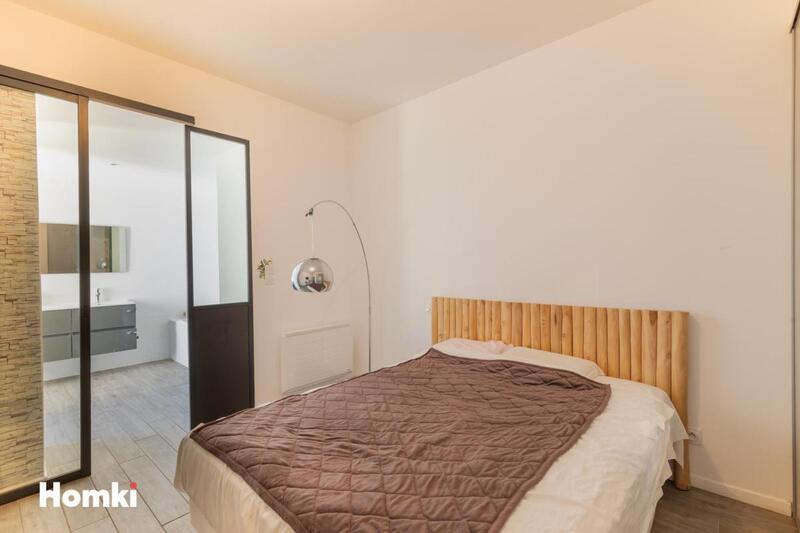 Appartement - 98 m² - 4 pièces