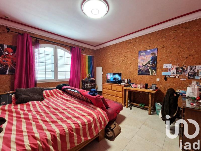 Maison - 349 m² - 6 pièces