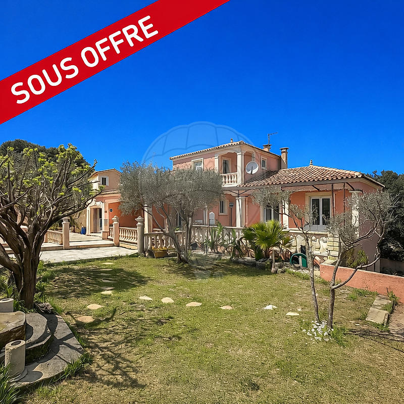 Maison - 145 m² - 6 pièces