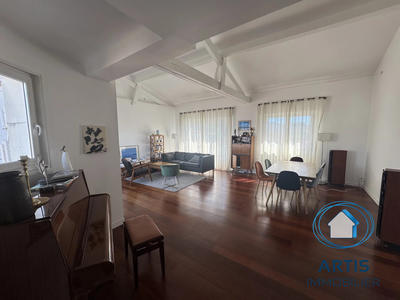 Appartement - 98 m² - 3 pièces