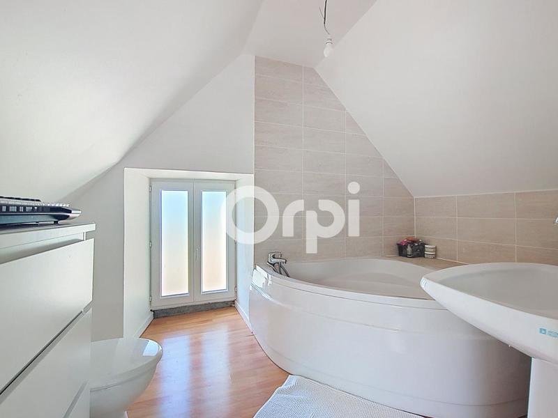 Maison - 198 m² - 5 pièces