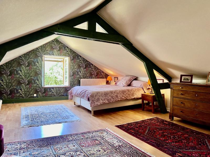 Maison - 221 m² - 6 pièces