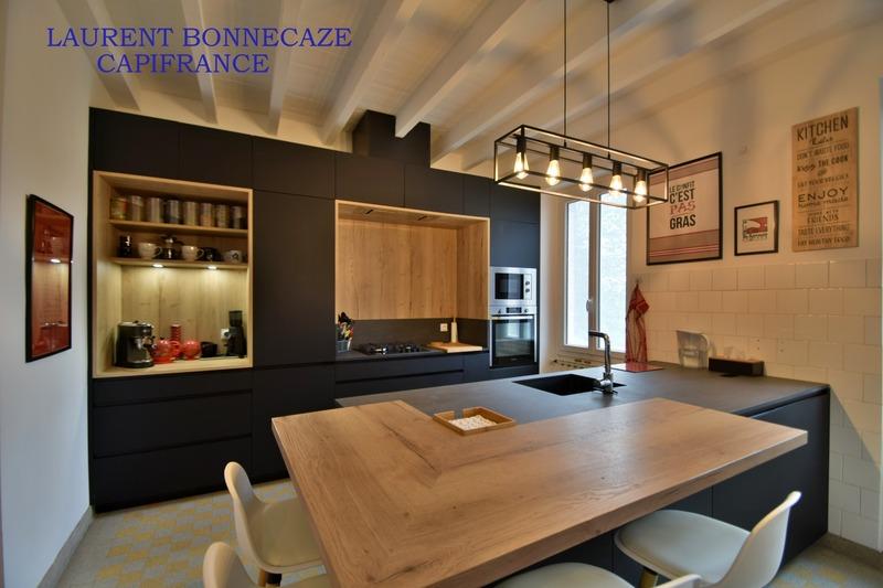 Maison - 283 m² - 6 pièces