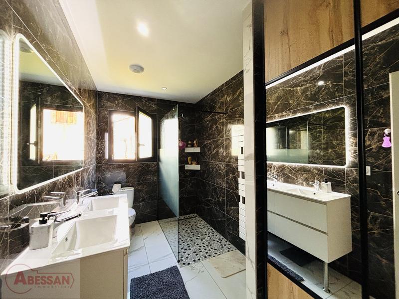 Villa - 100 m² - 4 pièces