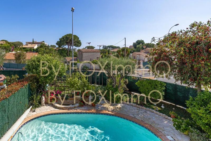 Maison - 184 m² - 6 pièces