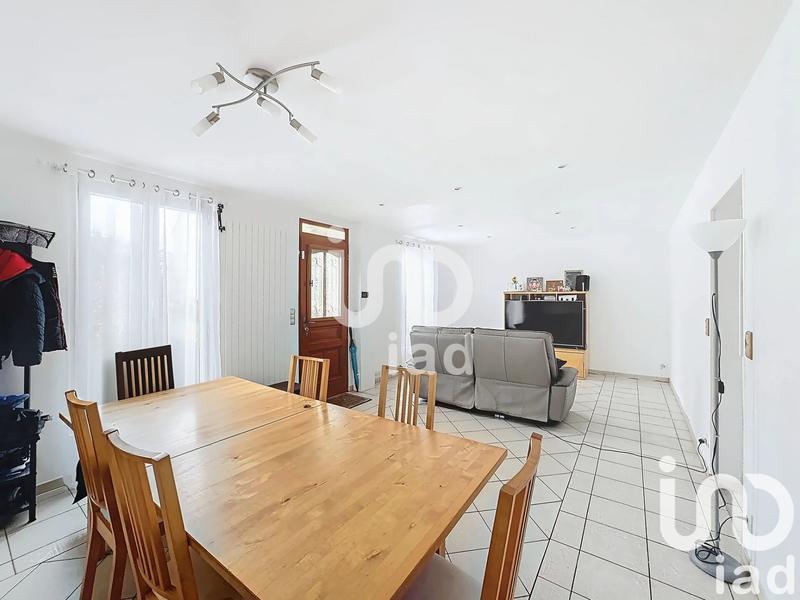 Maison - 104 m² - 5 pièces