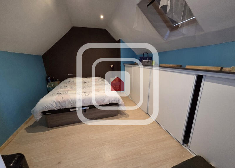 Maison - 94 m² - 5 pièces