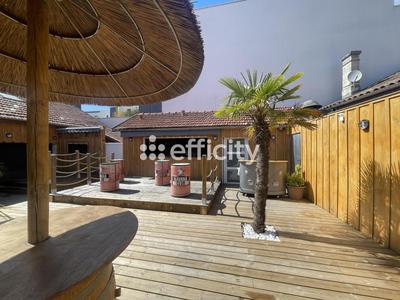 Bureau - 200 m² - 6 pièces