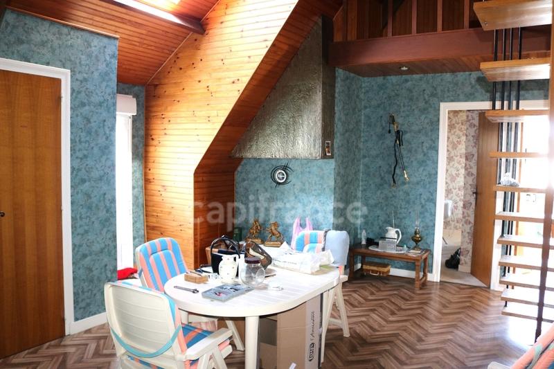 Maison - 205 m² - 8 pièces