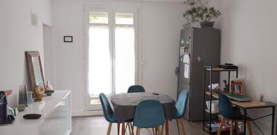 Appartement - 90 m² - 5 pièces