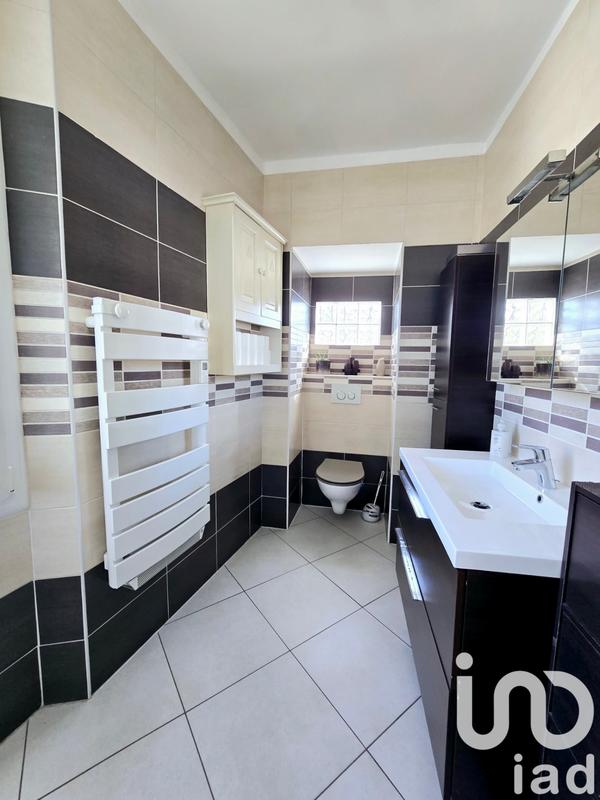 Appartement - 80 m² - 3 pièces