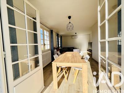 Maison - 105 m² - 5 pièces