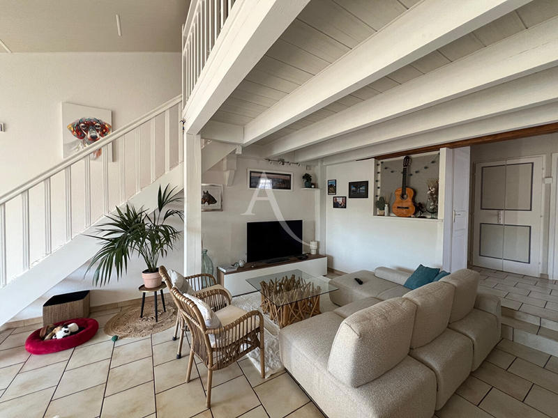 Maison - 172 m² - 7 pièces