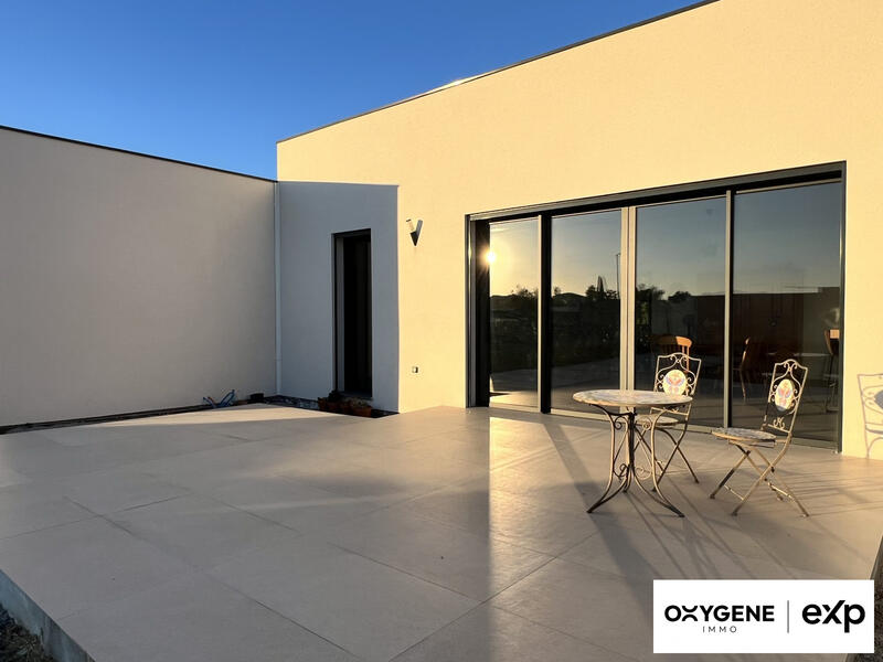 Maison contemporaine - 138 m² - 4 pièces