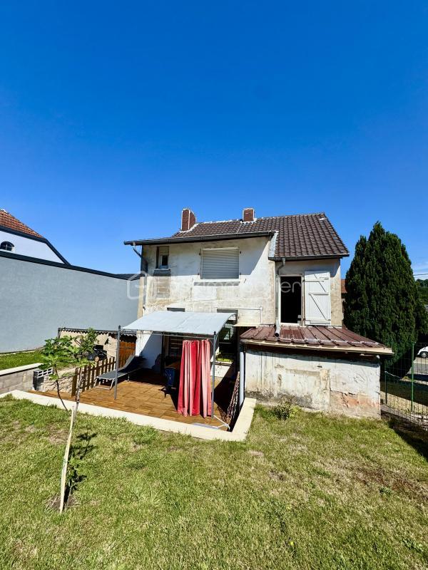 Maison traditionnelle - 105 m² - 5 pièces