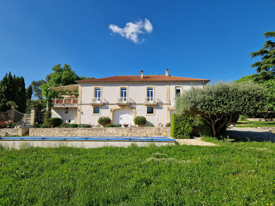 Maison - 495 m² - 23 pièces