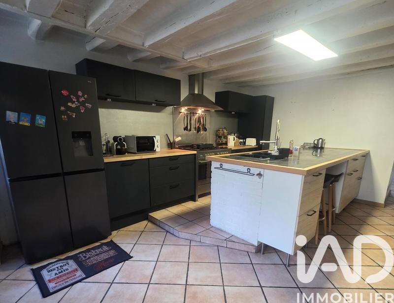 Maison - 180 m² - 7 pièces