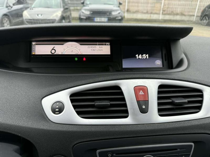 Renault Scénic III 1.9 DCi 131 Cv