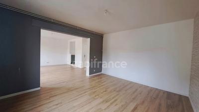 Appartement - 117 m² - 6 pièces