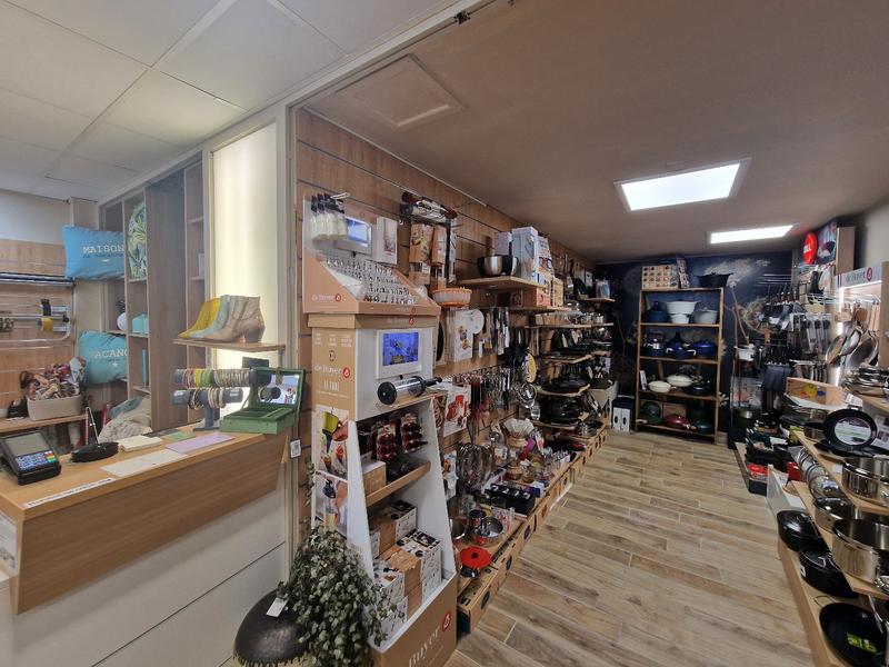 Fonds de commerce - 65 m²