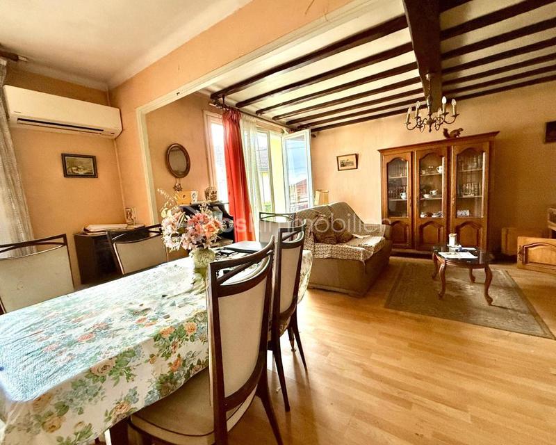 Maison - 136 m² - 3 pièces