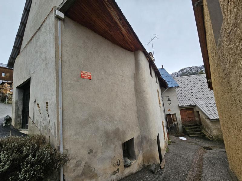 Maison ancienne - 188 m² - 3 pièces