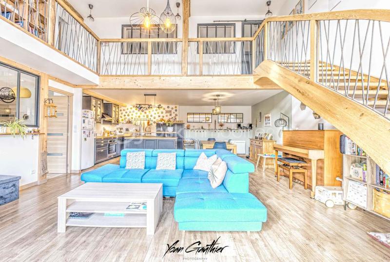 Corps de ferme - 181 m² - 8 pièces