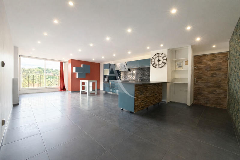 Appartement - 94 m² - 4 pièces