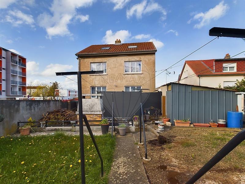 Maison - 150 m² - 7 pièces