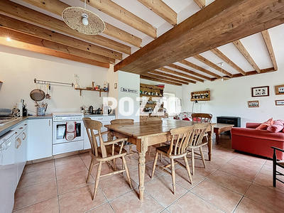 Maison - 187 m² - 7 pièces