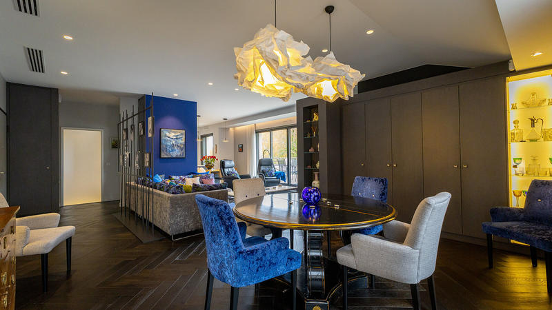 Appartement - 193 m² - 5 pièces