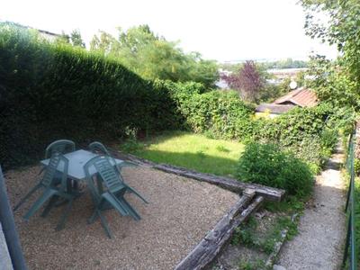 Maison - 64 m² - 4 pièces