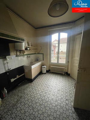 Maison - 97 m² - 5 pièces