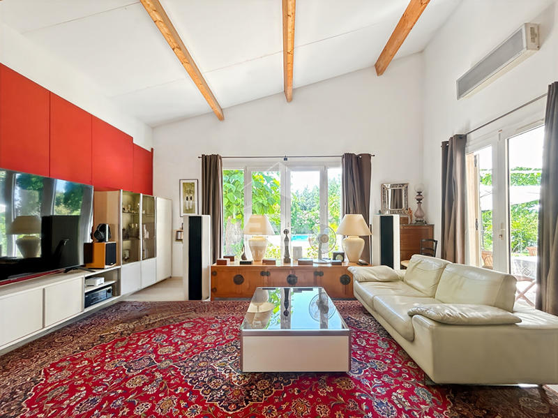 Villa - 315 m² - 6 pièces