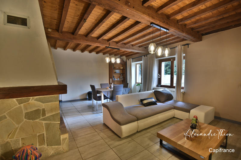 Maison - 160 m² - 5 pièces