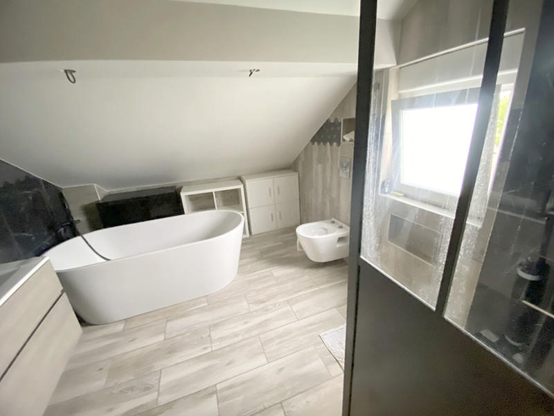 Maison - 96 m² - 5 pièces