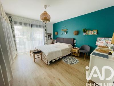 Maison - 181 m² - 8 pièces