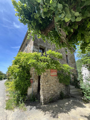 Maison - 180 m² - 8 pièces